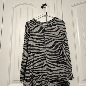 Chico's Gray and Black Abstract Zebra Print Knit Top